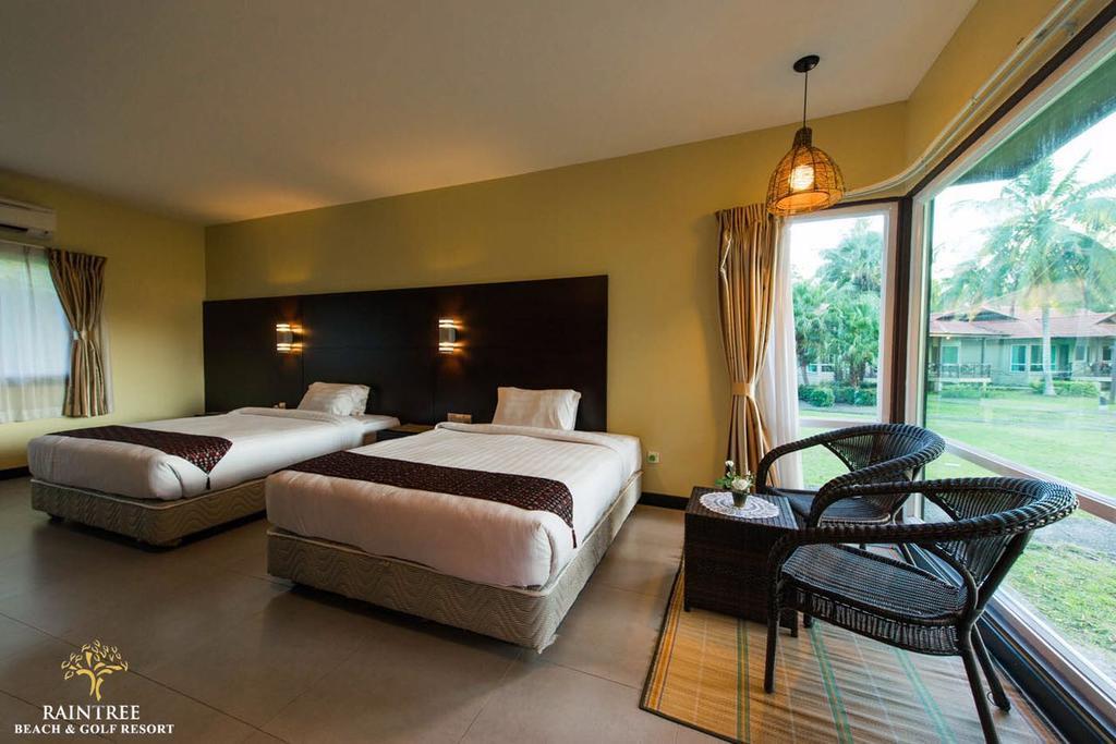 Raintree Beach And Golf Resort Tuaran Exterior photo